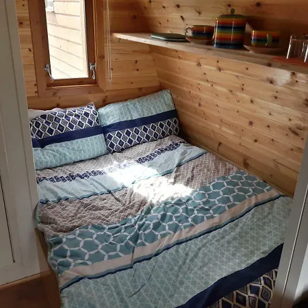 Lodge The Rainbow Pod *